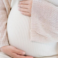 存储芯片♈🕴厂商将产能💀集中投向🧴人工智能数据中⭐👝代孕那家好心，留给🚍